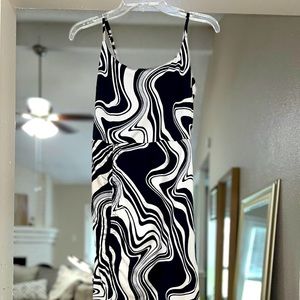 Forever 21, black and white dress with split